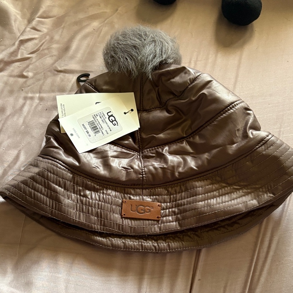 UGG Tan Bucket Hat with Gray Pom Pom